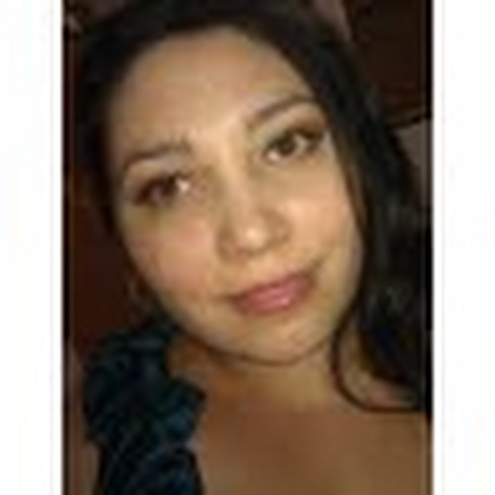Meet your Posher, Adrianna